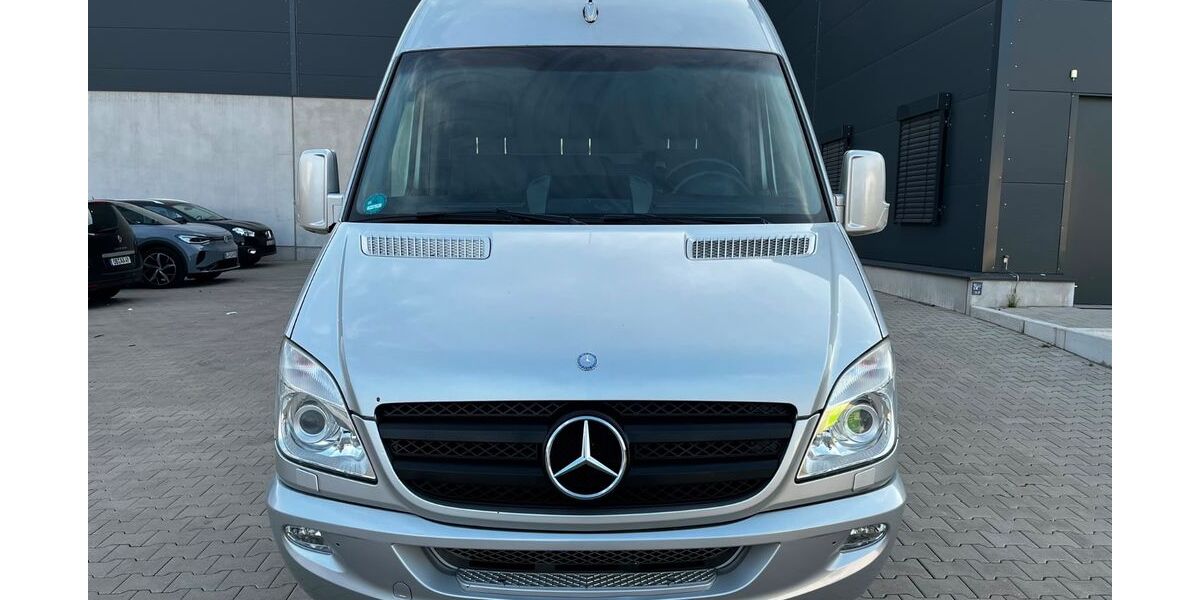 Mercedes-Benz Sprinter 223.000 km 12.900 &euro; Essen 45309