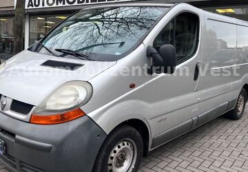 Renault Trafic 269.000 km 2.980 &euro; Recklinghausen 45657
