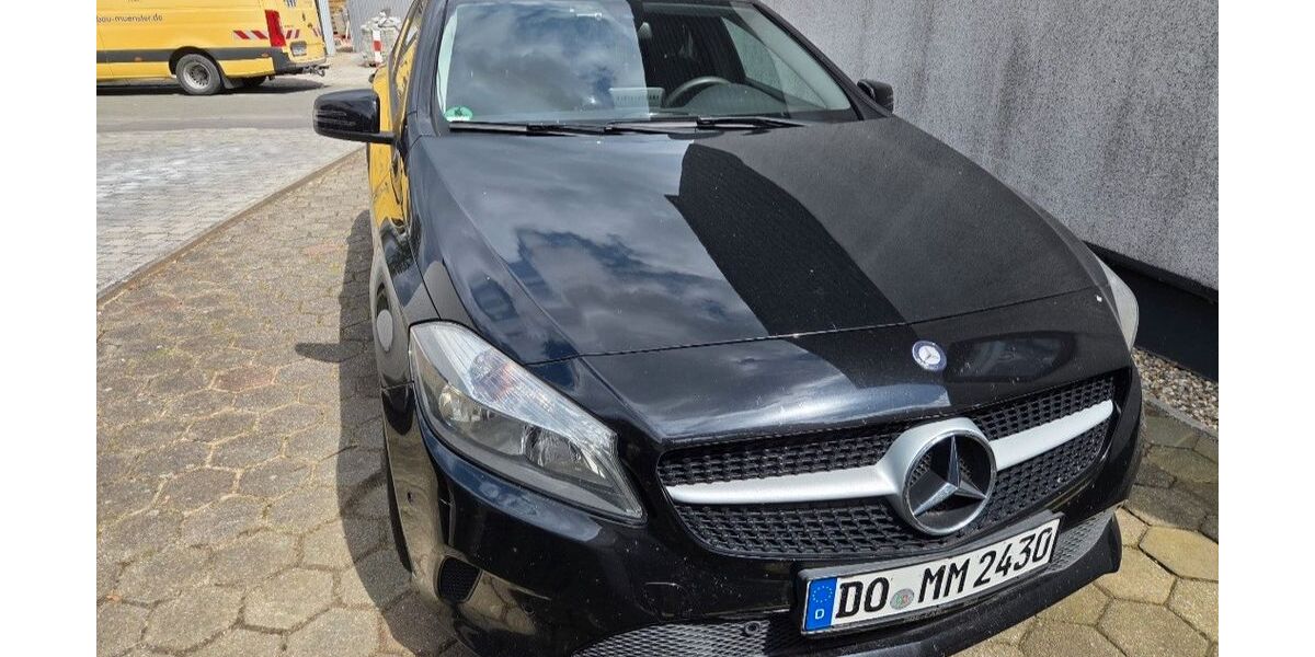 Mercedes-Benz A 160 153.775 km 11.000 &euro; Dortmund 44328