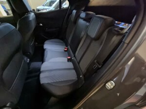 Peugeot 2008 Allure Klimaautom. Alu Allwetter Android Appl 14.715 km 17.690 &euro; HAAN 42781