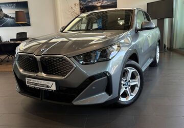 BMW iX2 3.099 km 48.800 &euro; Duisburg 47119