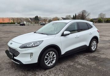 Ford Kuga 60.000 km 17.600 &euro; Hattingen 45529