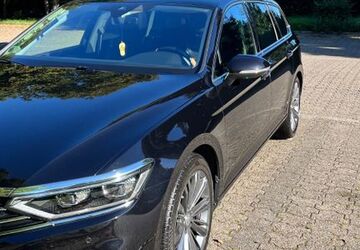 VW Passat Variant 98.600 km 21.500 &euro; Duisburg 47139