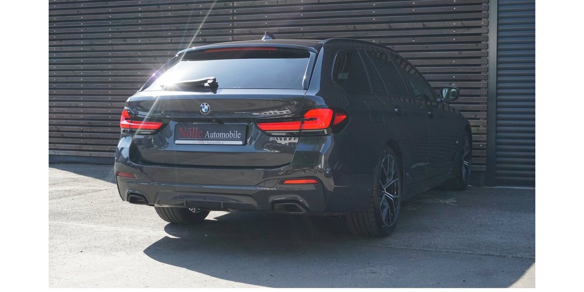 BMW 520d M-Sport Pro Leder Kamera LED ComfortSitz 99.895 km 29.900 &euro; Wuppertal 42327