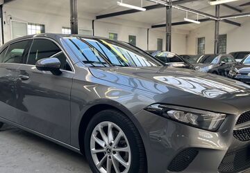 Mercedes-Benz A 180 40.400 km 20.870 &euro; Velbert 42551