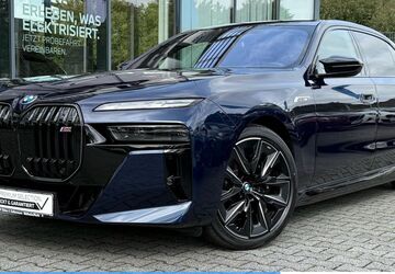 BMW i7 1.808 km 135.970 &euro; Mülheim 45472