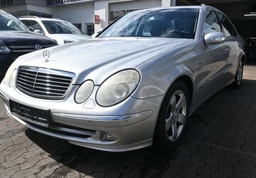 Mercedes-Benz E 320 211.787 km 6.489 &euro; Heiligenhaus 42579