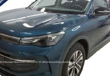 VW Tiguan 5.450 km 31.975 &euro; Recklinghausen 45657