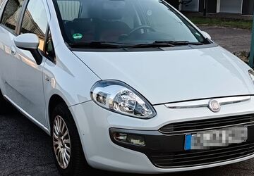 Fiat Punto Evo 189.222 km 2.700 &euro; Dortmund 44143