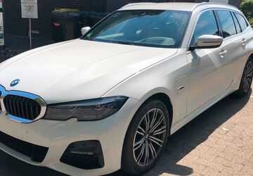 BMW 330 160.877 km 21.990 &euro; Gelsenkirchen 45886
