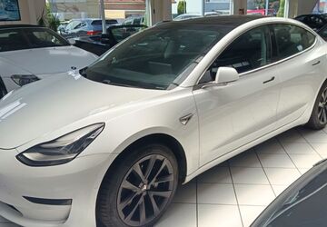 Tesla Model 3 149.000 km 20.990 &euro; Recklinghausen 45659