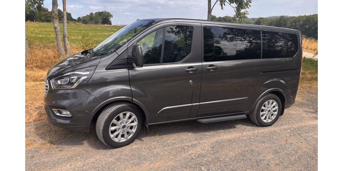 Ford Tourneo Custom 98.000 km 27.300 &euro; Schalksmühle 58579