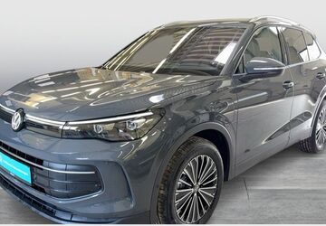 VW Tiguan 3.111 km 39.911 &euro; Dortmund 44141