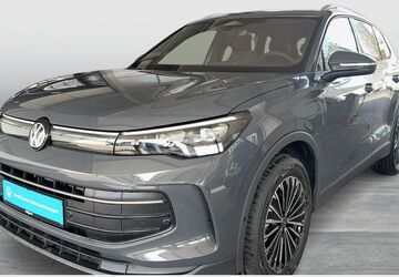 VW Tiguan 3.111 km 39.911 &euro; Dortmund 44141