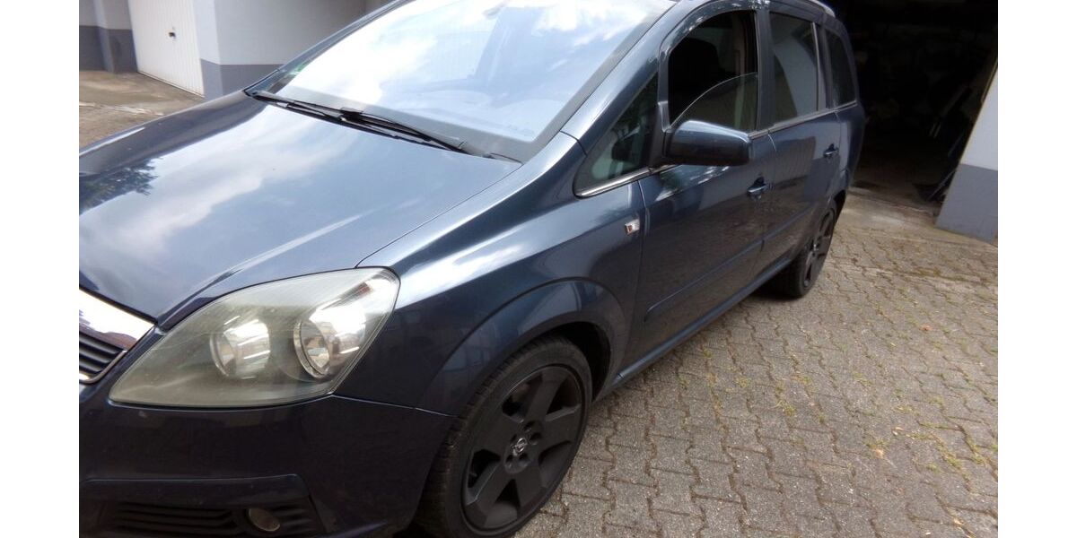 Opel Zafira 322.000 km 2.499 &euro; Herten 45701