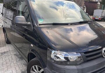 VW T5 Transporter 185.000 km 13.700 &euro; ESSEN 45326